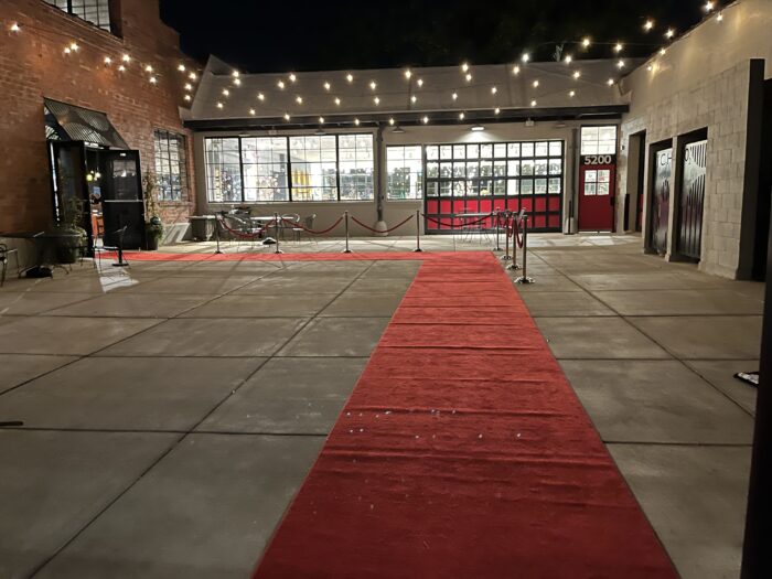 100-149ft of total carpet and/or 12+ stanchions